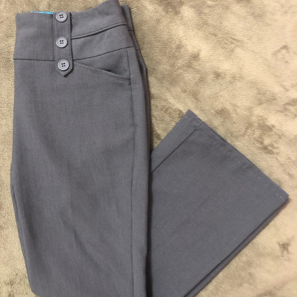 Women’s dress pants